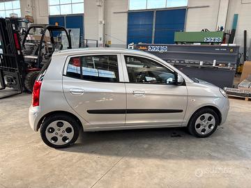 kia picanto benzina gpl