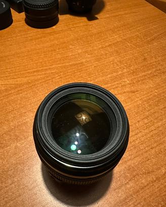 Canon EF 85mm f/1.8 USM