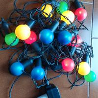 catena di luci colorate