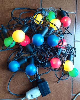 catena di luci colorate