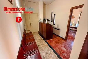 Immobile di 90 m² con 4 locali a Nola