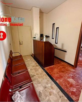 Immobile di 90 m² con 4 locali a Nola