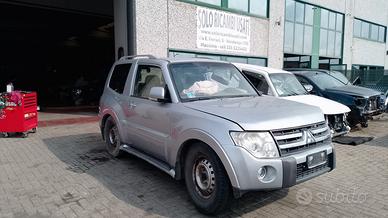Pajero v80 RICAMBI