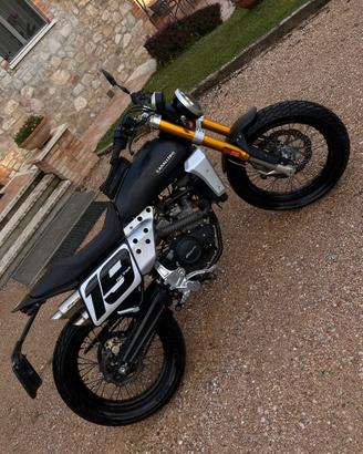 FANTIC CABALLERO SCRAMBLER 125 "FLAT TRACK"
