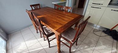 tavolo allungabile in legno + sedie
