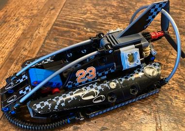 Lego Technic 42002 - Hovercraft