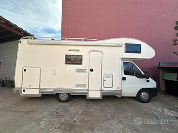 Camper Mansardato Fly 500 Blucamp (Elnagh)