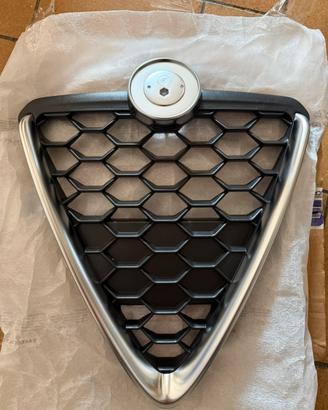 Calandra Alfa Romeo Giulietta