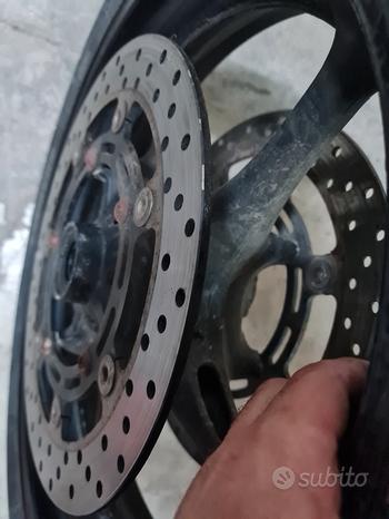 Yamaha fz6 forcella cerchio dischi