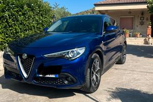 Alfa Romeo Stelvio Q4
