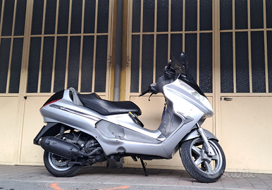 Scooter Piaggio x8 200 cc