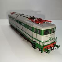 Rivarossi HR2867 - Locomotiva FS E.646.084