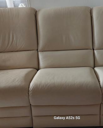 DIVANO TRE POSTI CHATEAU D AX IN PELLE 