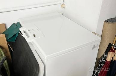Congelatore a pozzetto ELECTROLUX REX RC2831AOW