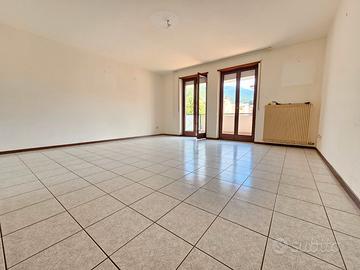 3 CAMERE, 2 BAGNI, TERRAZZO e BOX