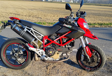 Ducati Hypermotard 1100