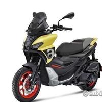 Pronta consegna aprilia sr gt sport 125/200 euro 5