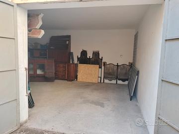 Ampio box in zona centralissima