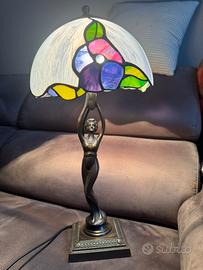 Lampada da tavolo stile Tiffany/ Liberty