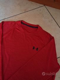 under armour maglietta maniche lunghe sportiva