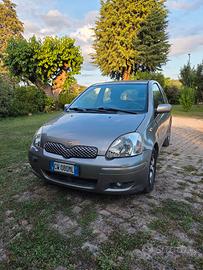 toyota yaris benzina 