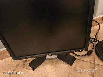  3 monitor PC (Dell e Samsung)