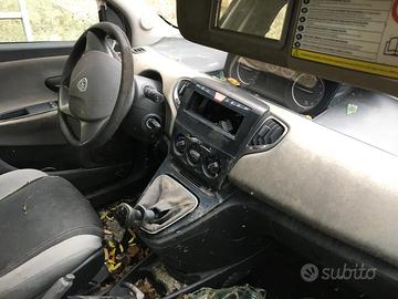 Ricambi ypsilon benzina 2015