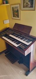 organo elettronico Yamaha mc 400