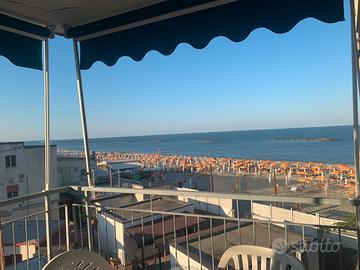 22/8-29/8 VISTA MARE con SPIAGGIA INC. a Scacchi