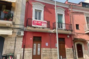 Palazzina indipendente zona centrale