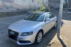 Audi A 4 2.0 TDI 143 cv