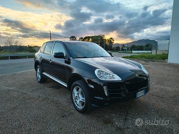 PORSCHE CAYENNE 3.0 V6 TDI