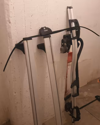 Barre Thule + 2 porta bici Thule.