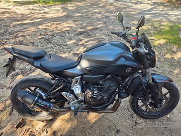 Yamaha mt-07 