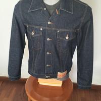 Giubbino GUESS, con cuciture arancioni e rosse