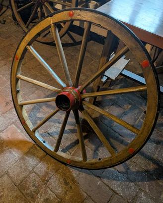 2 ruote in legno da  100cm, vintage arredo rustico