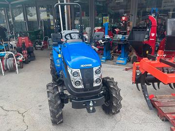Trattore solis s16