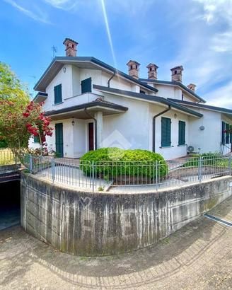 CASA SEMINDIPENDENTE A PONTECURONE