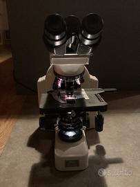 Microscopio Nikon Eclipse 400