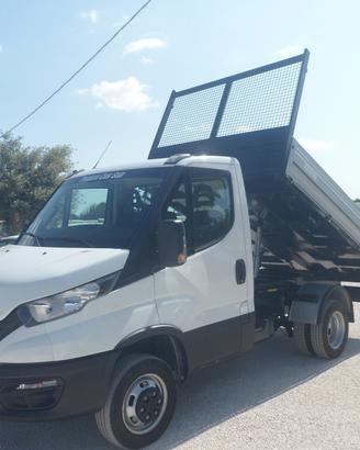Iveco Daily 35c12 ribaltabile trilaterale