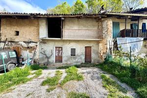 RUSTICO A VAL DELLA TORRE