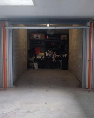 Box vuoto a Paderno Dugnano (Palazzolo M)