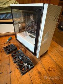 Pc da gaming disassemblato