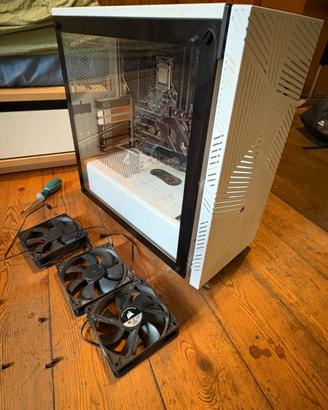 Pc da gaming disassemblato