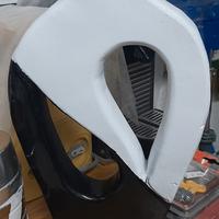 Vaso di design stilizzato bianco/nero e oro 