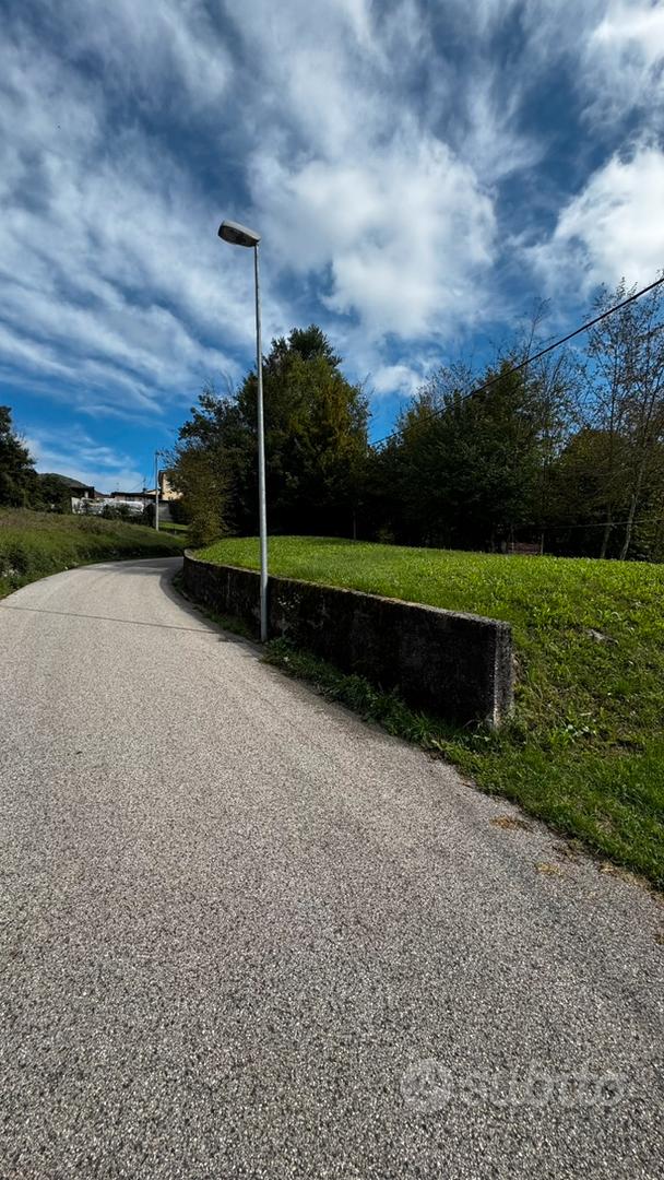 Terreno edificabile a Valdagno (Vicenza) - Vista 2