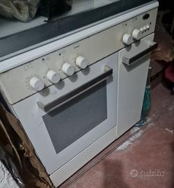 Cucina Glem con fuochi e forno