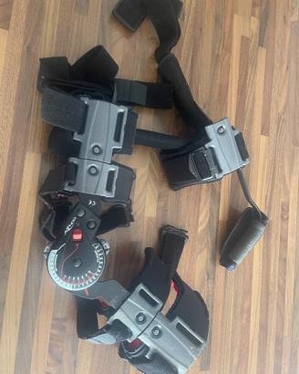 Tutore gomito sinistro Donjoy