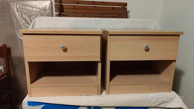 Coppia di Comodini con cassetto