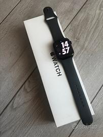 APPLE WATCH SE 44 2024